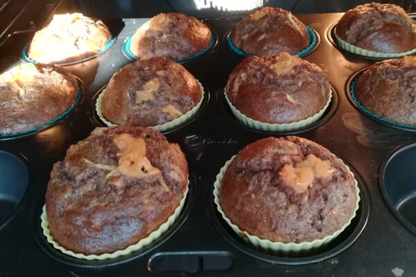 almás - lenmaglisztes muffin